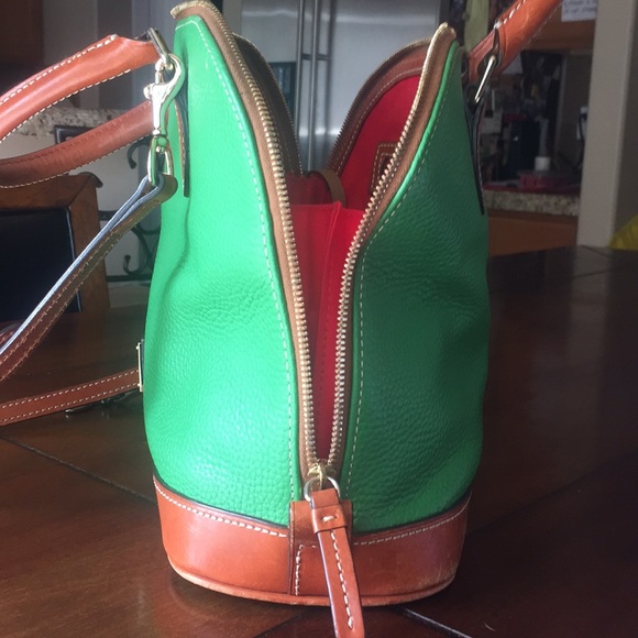 Dooney & Bourke Zip Zip Handbag